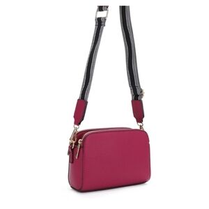 Elegant Fuchsia Crossbody Bag